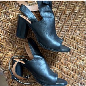 & other stories women’s peep toe ankle strap heels black leather shoes size 9